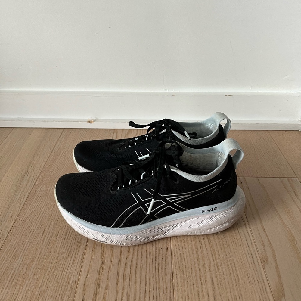 ASICS Nimbus 25 - Running Shoes